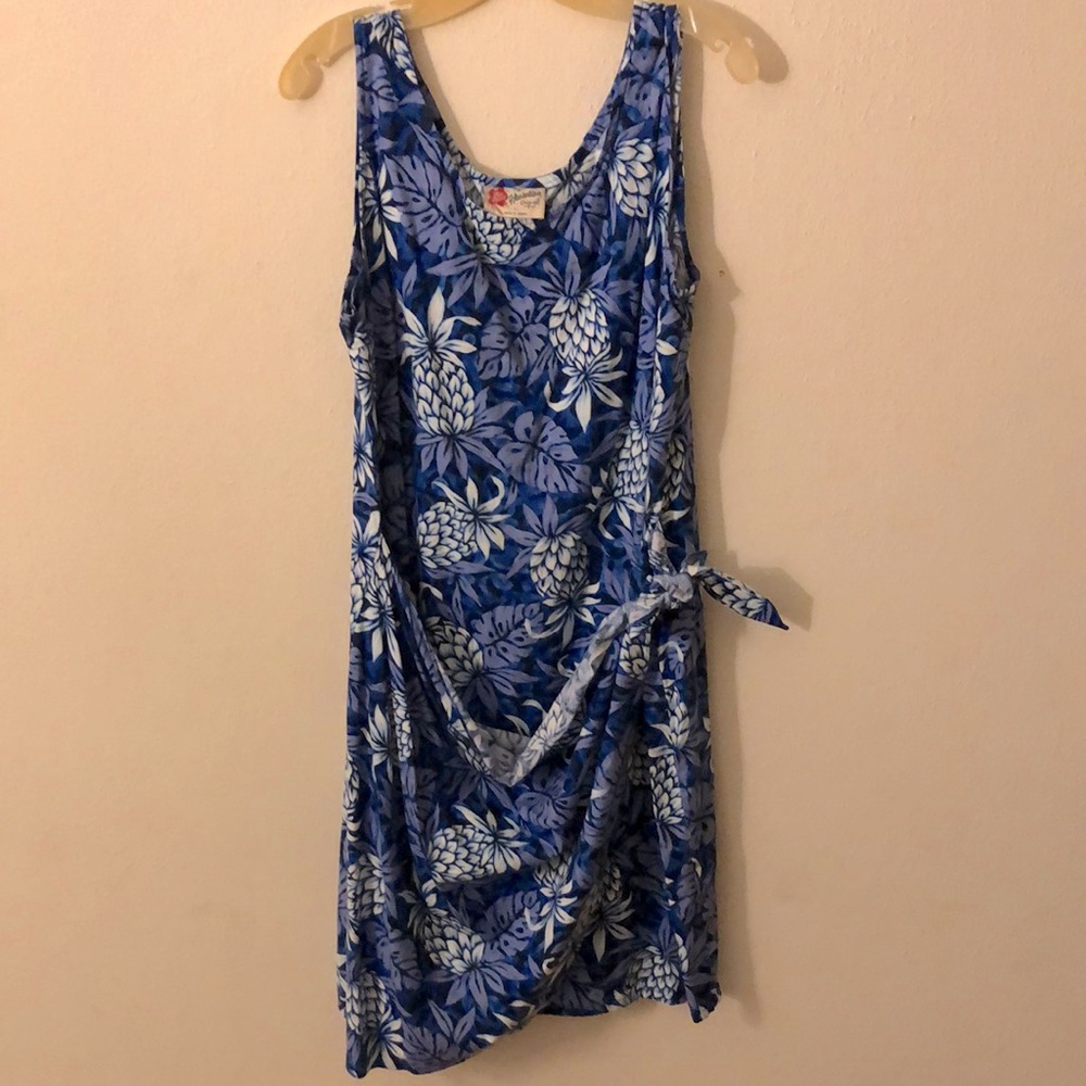 Hilo Hattie Wrap Sleeveless Hawaiian Dress